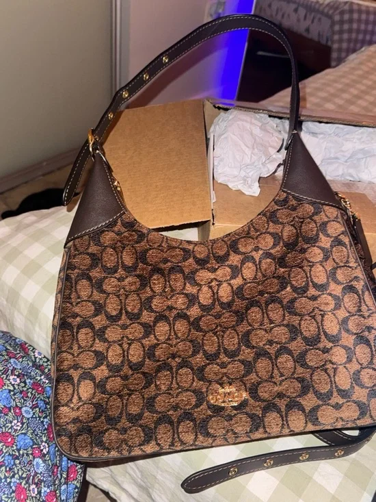 Coach Brown Signature Jacquard Hobo Shoulder Bag with Dark Trim - Picture 6 of 7